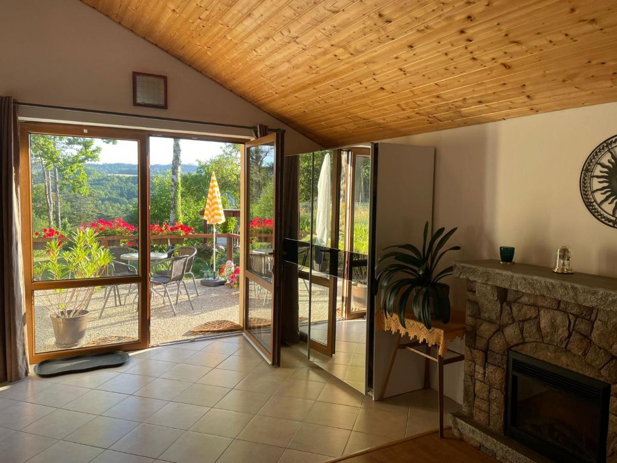 Apartman V Podhuri Jizerskych Hor Zelezny Brod Exterior foto